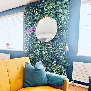 https://executive-suite-city-central.brighton-hotels-england.com